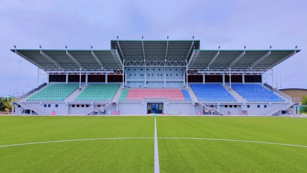 އޭދަފުށީގައި ތަރައްގީކޮށްފައިވާ ފުޓްބޯޅަ ސްޓޭޑިއަމްގެ ސިޑިބަރިއާއި ރޮސްޓްރަމް. މިހާރު އޮންލައިންކޮށް ޓިކެޓް ގަނެވޭނެ.&nbsp;