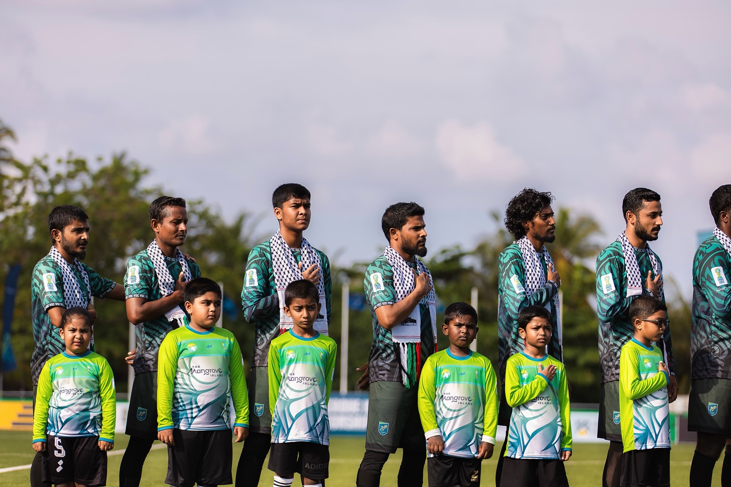 މެންގްރޫވް ޗެމްޕިއަންޝިޕްގެ ތެރެއިން. މުބާރާތުގެ ކާމިޔާބީއަކީ ކެނދިކުޅުދޫ ކައުންސިލްގެ ބުރަ މަސައްކަތް.&nbsp;ފޮޓޯ: މެންގްރޫވް ޗެމްޕިއަންޝިޕް