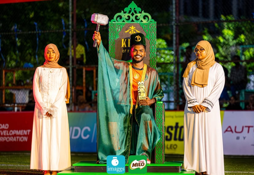 މިއަހަރުގެ ކްލަބް މޯލްޑިވްސް ކިންގުގެ މަގާމް ލިބުނު ޝަނާން. ފޮޓޯ: އިމޭޖަސް.އެމްވީ