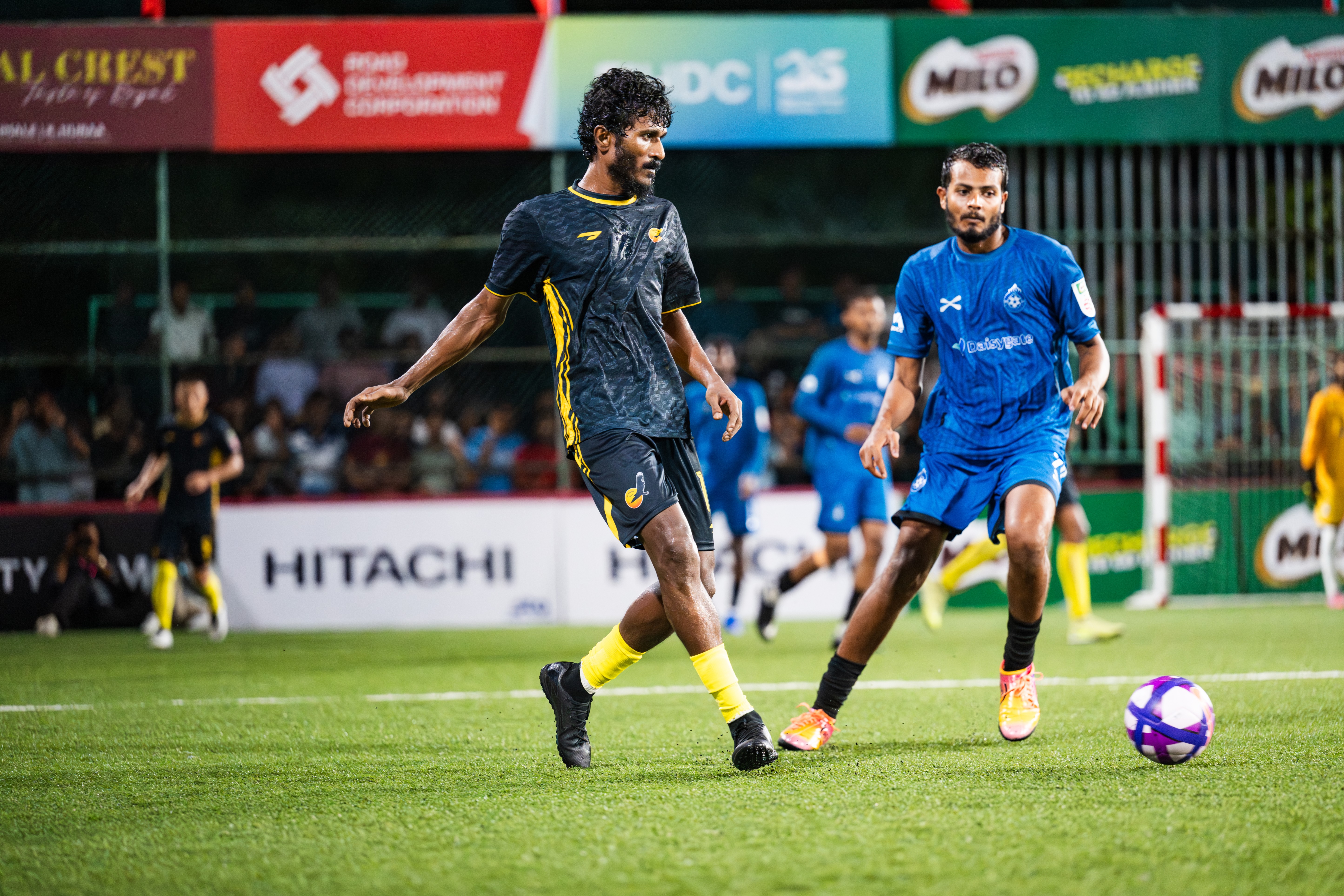 ހޯކްސްގެ ފާއްޓެ ބޯޅަ ފޮނުވާލަނީ. ފައިނަލުގައި އެޓީމު ނުކުންނާނީ ސްޓެލްކޯއާ ދެކޮޅަށް. ފޮޓޯ: ކްލަބް މޯލްޑިވްސް