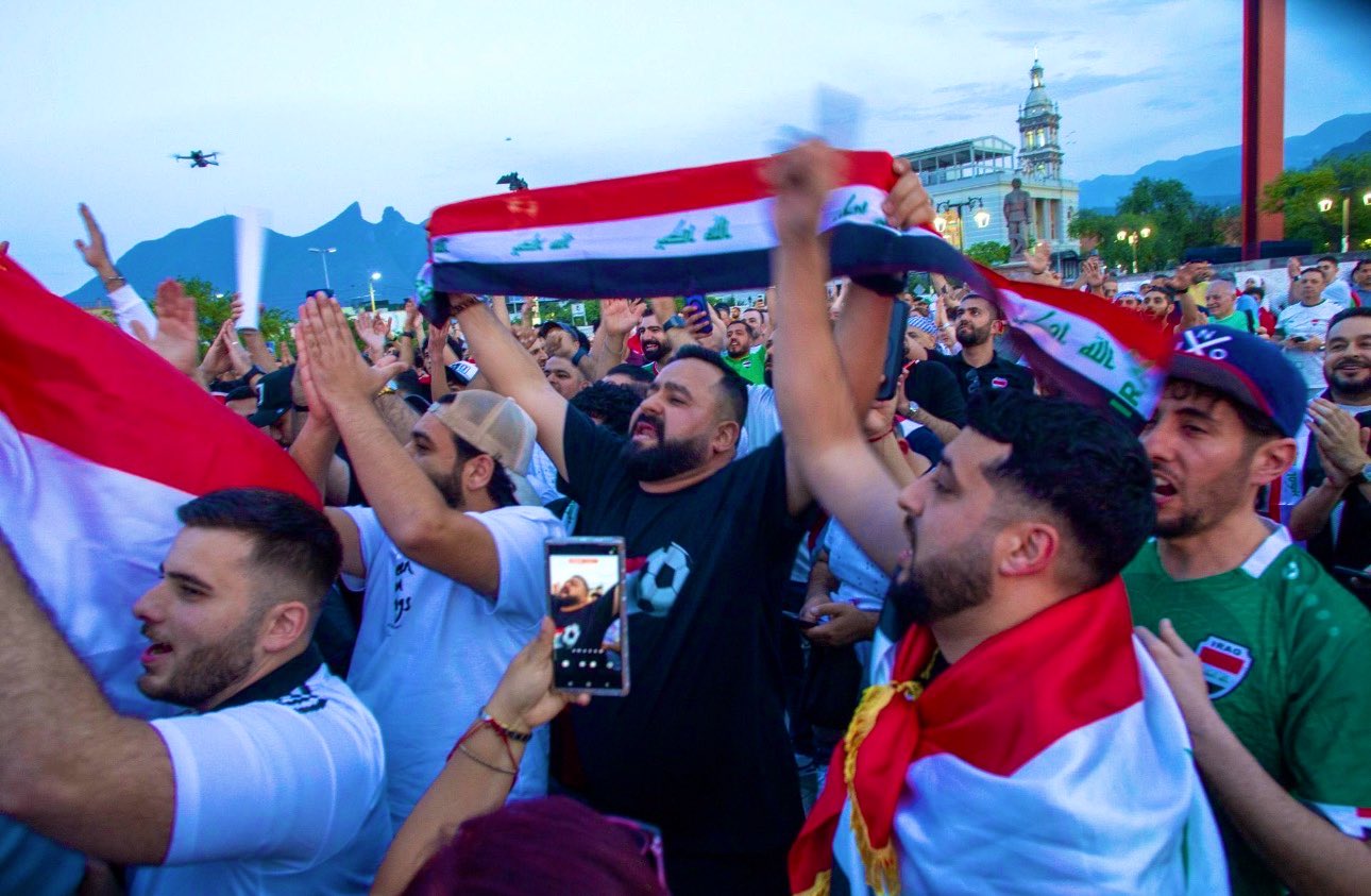 ވޯލްޑް ކަޕްގެ ޖާގައެއް ކަށަވަރުވުމާ އެކު އިރާގުގައި އުފާފާޅުކުރަނީ. އެގައުމު ވޯލްޑް ކަޕްގެ ޖާގަ ހޯދީ ޕްލޭއޮފްގައި ބޮލީވިއާ ބަލިކޮށްގެން.