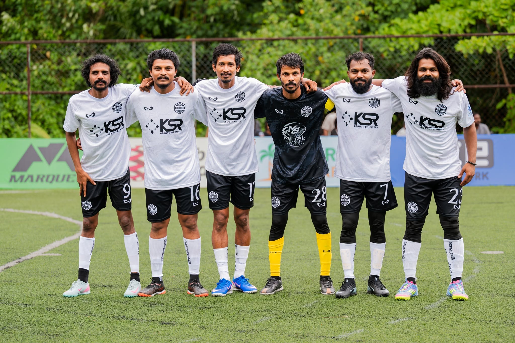 އިއްޔެގެ މެޗުގައި ގޯލު ޖެހުމަށް ފަހު ދަ ކްލަބްގެ ކުޅުންތެރިން އުފާފާޅުކުރަނީ. ފޮޓޯ: ހަންޏާސް ކަޕް
