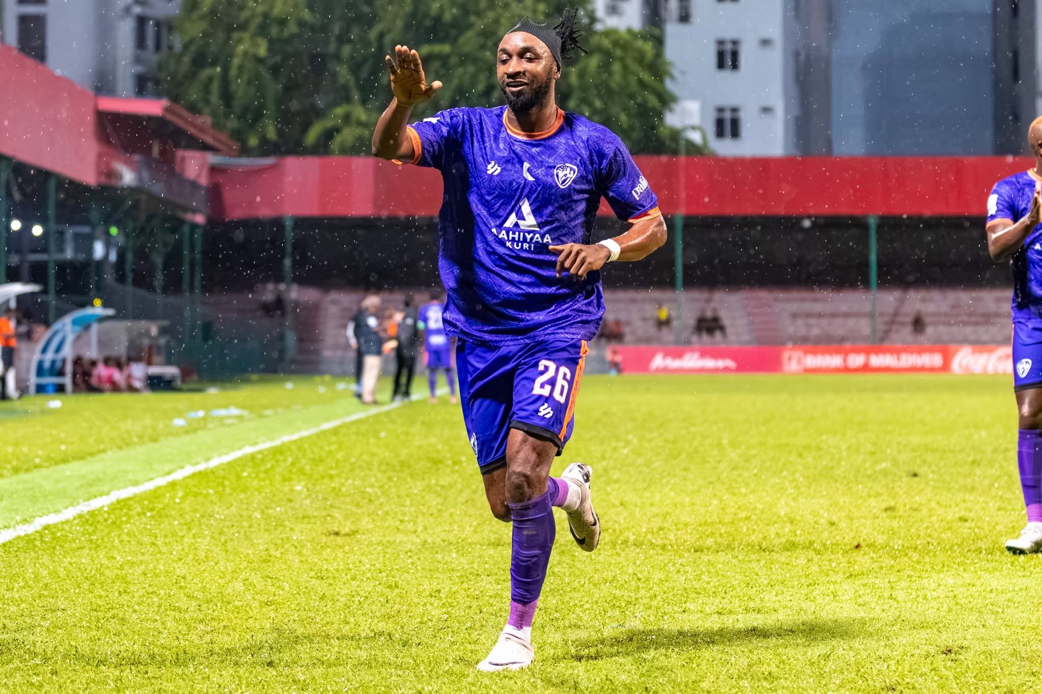 ދިއްދޫން ގޯލު ޖެހުމަށް ފަހު އުފާފާޅުކުރަނީ. ދިއްދޫގެ މޮޅަކީ އެޓީމުން ދިން ވަރުގަދަ މެސެޖެއް. ފޮޓޯ: އެފްއޭއެމް