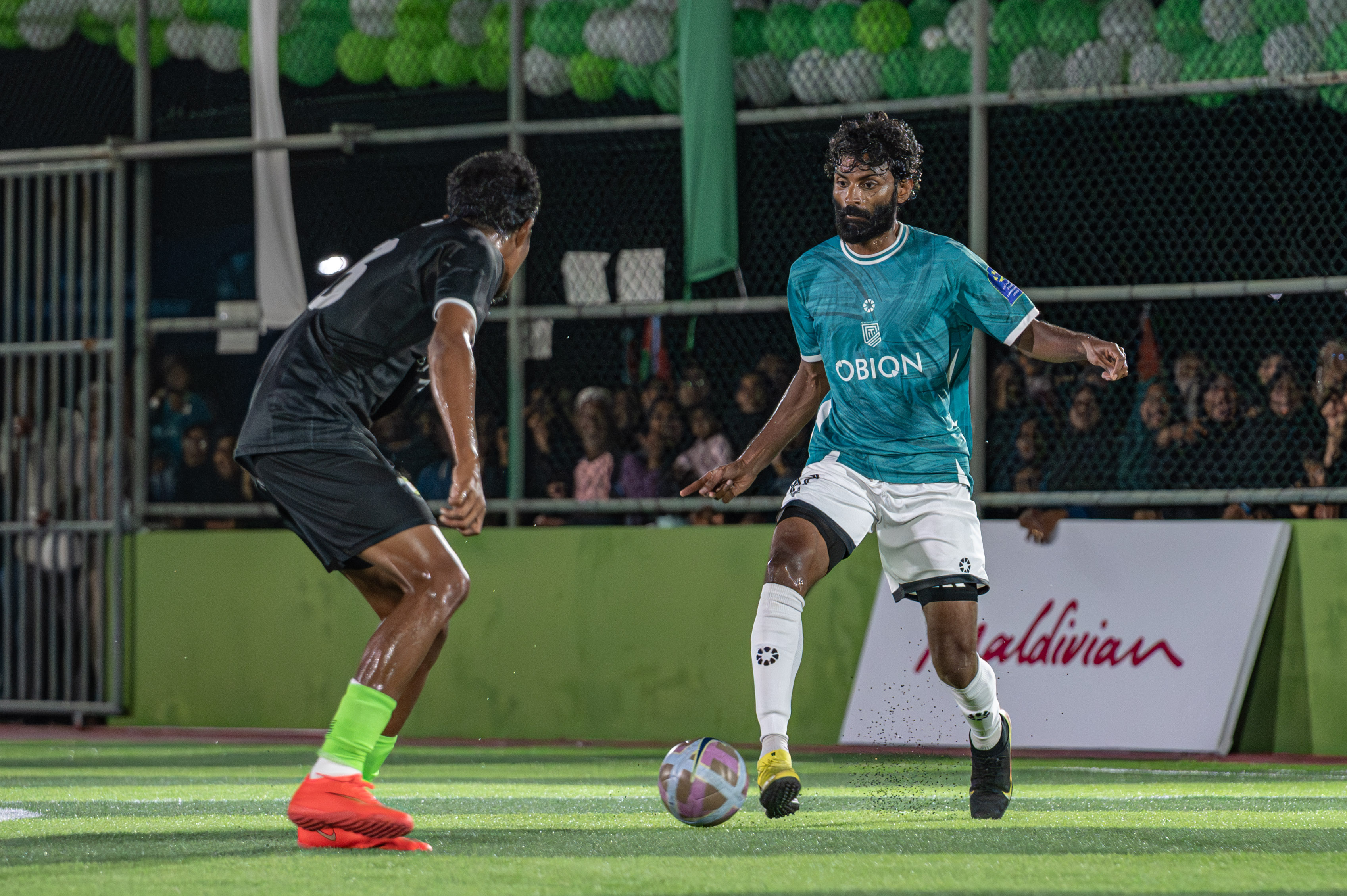 ނައިވާދޫ އާއި އިހަވަންދޫ ވާދަކުރި ފައިނަލް މެޗުގެ ތެރެއިން. ފޮޓޯ: ކްލަބް މޯލްޑިވްސް
