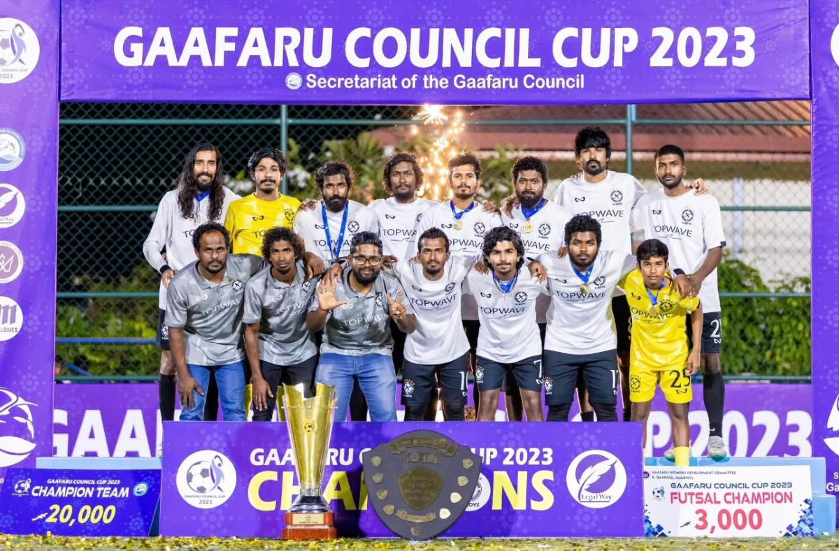 އެކްސް ބޯއީޒް އިން 2023 ވަނަ އަހަރު ތަށި އުފުލާލުން. ފޮޓޯ: އެކްސް ބޯއީޒް