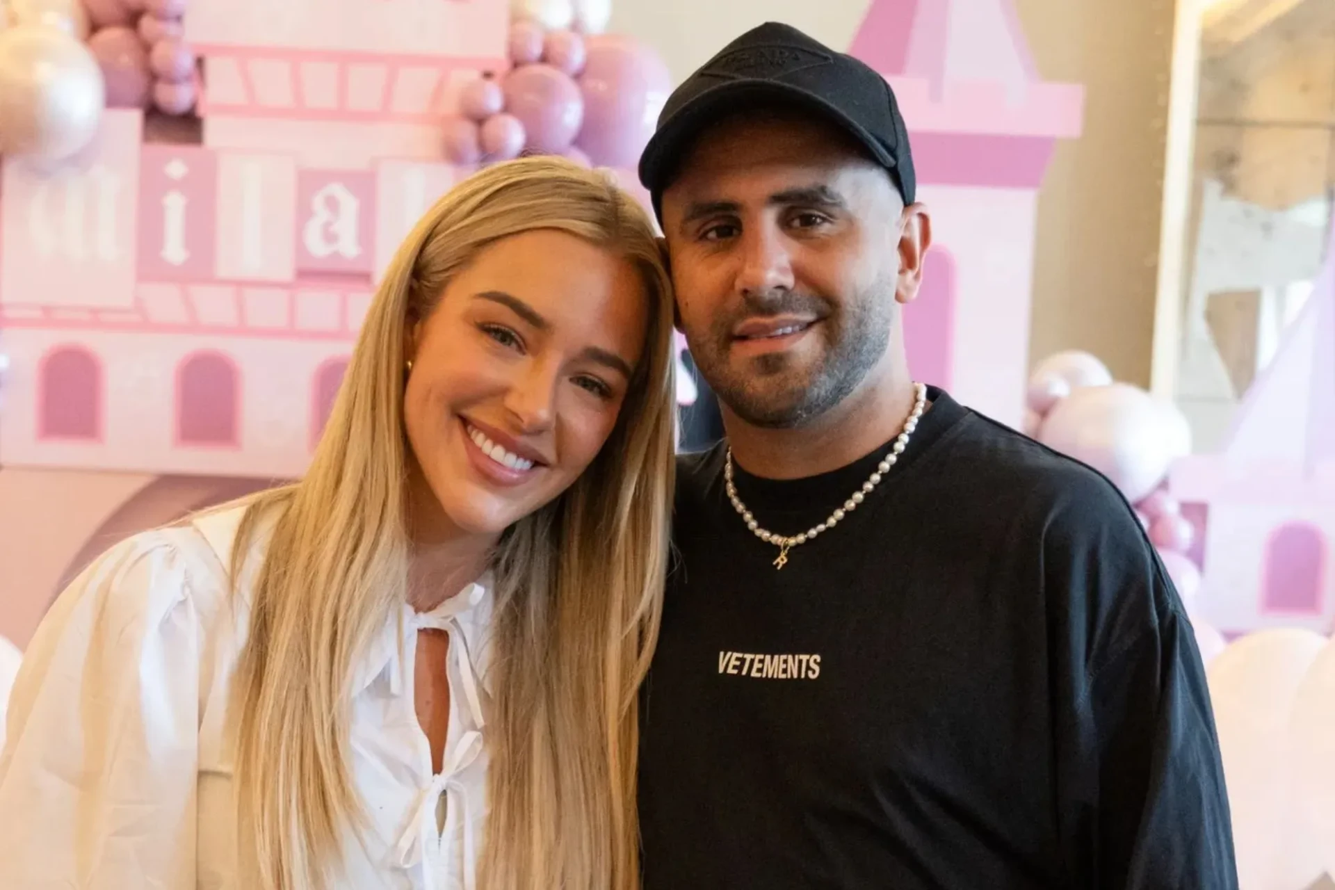 މަޝްހޫރު ފުޓްބޯޅަ ތަރިންގެ އަނބިންނާއި، ލޯބިވެރިންނަށް ސައުދީގައި ތަފާތު ތަޖުރިބާއެއް