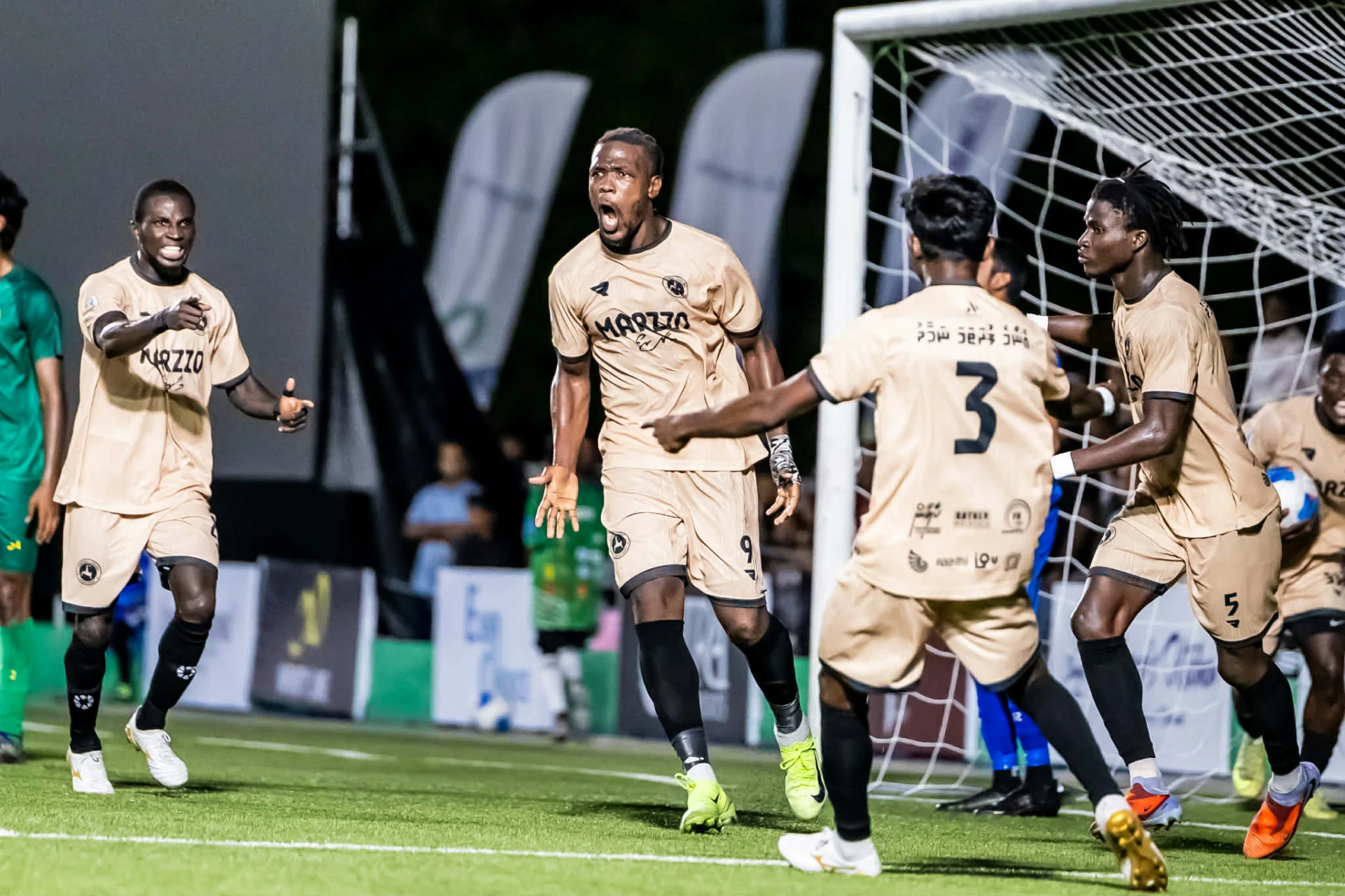 ނައިފަރު ޗެލްސީން މެންގްރޫވް އައިލެންޑް ޗެމްޕިއަންޝިޕް ކާމިޔާބުކޮށްފި