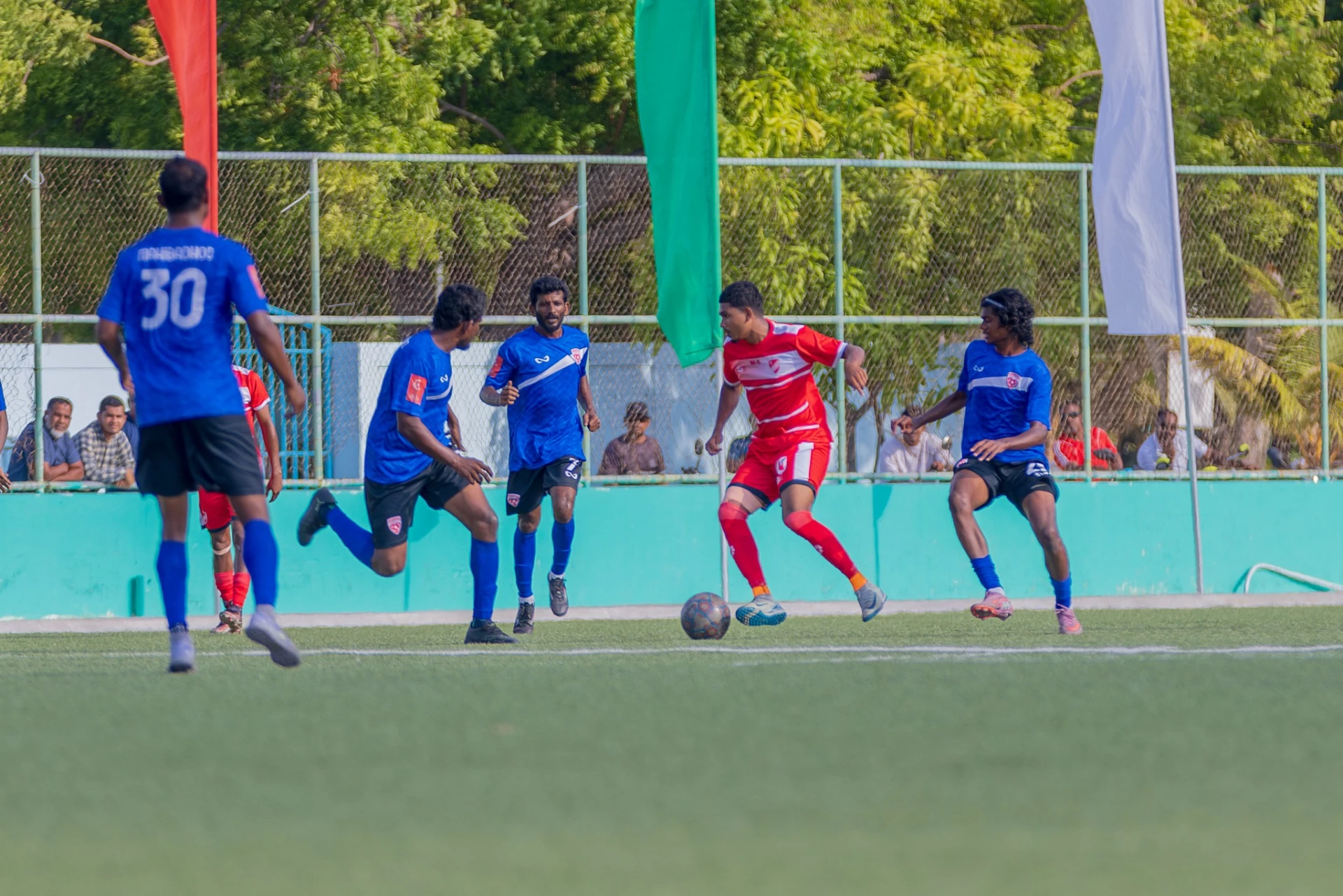 ވާދަވެރި ސެންޓްރަލް ރީޖަން ލީގުގައި މިއަދަކީ ބޮޑު ދުވަހެއް