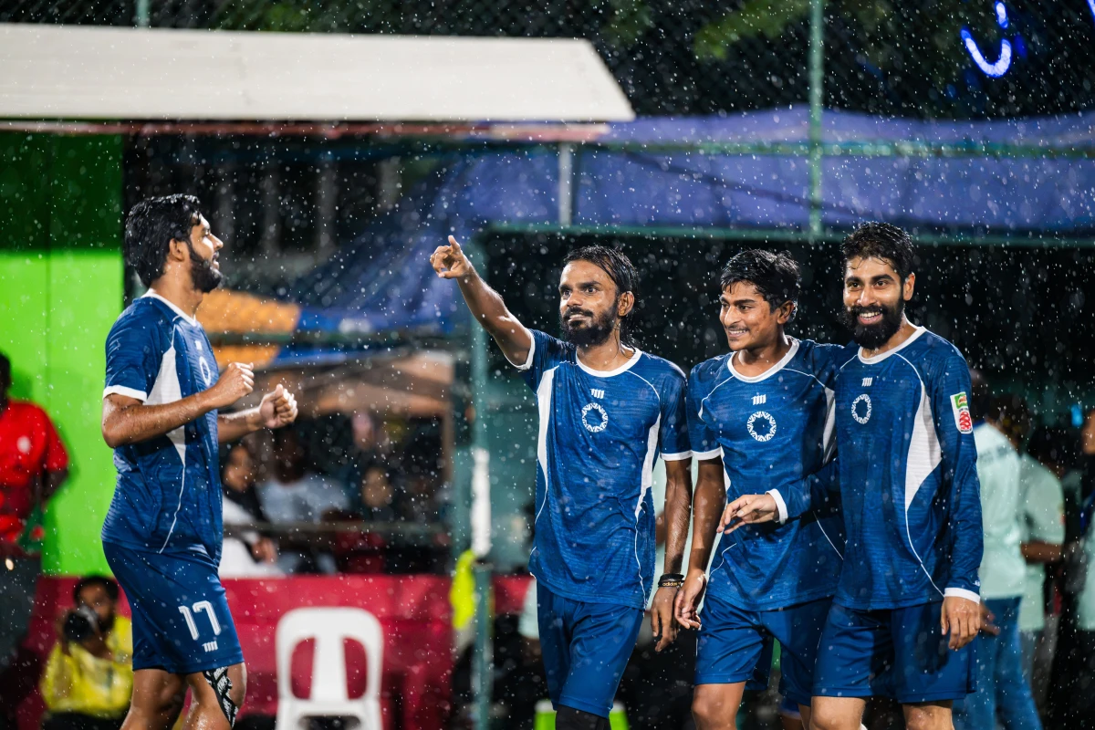 ހޯކްސް، ކްލަބް ވެލިގާ، އާރްސީސީ އަދި މިބްސާ ސެމީ ފައިނަލަށް