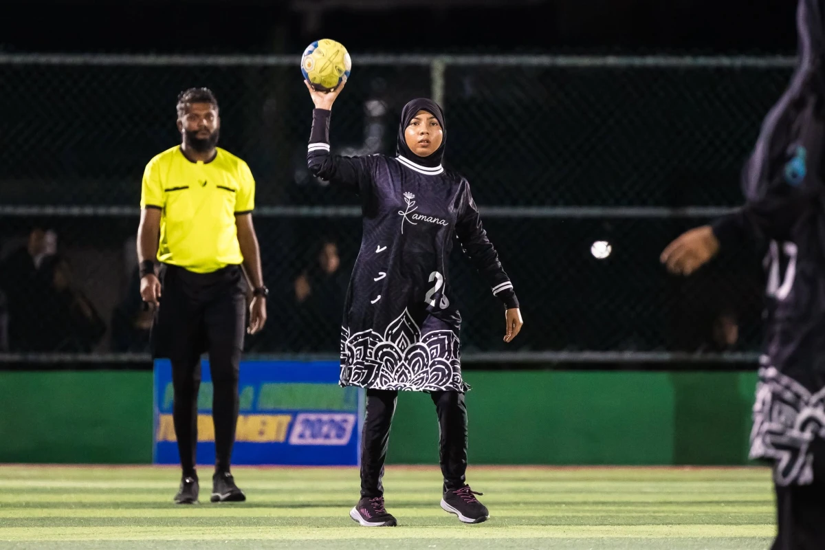 ގުޒެލް ހޯދި ބޮޑު މޮޅުގެ ފައިދާ ނަގައި ކަމަނަ ހިނިތުންވެލައިފި