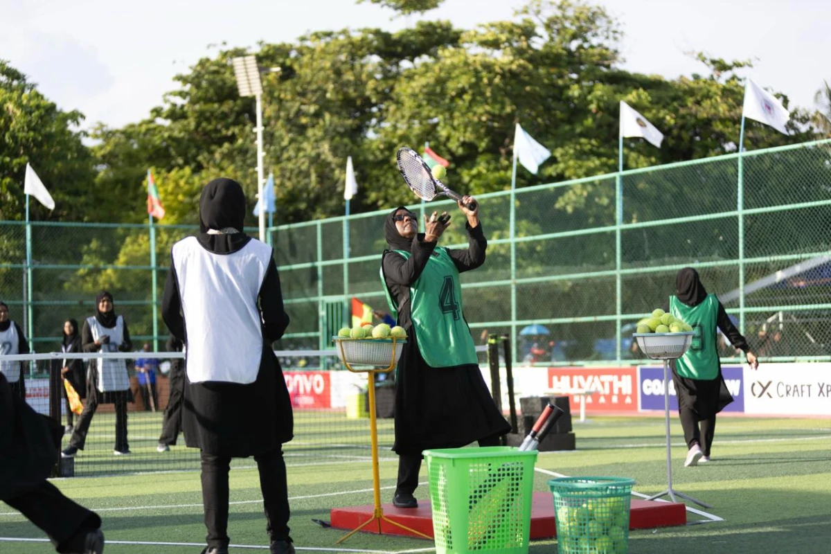 ގްރީން ވިންގްސް އިން ހެދި 15 ލަނޑާއެކު އަޒުމަށް ގުޑުން އަރައިފި