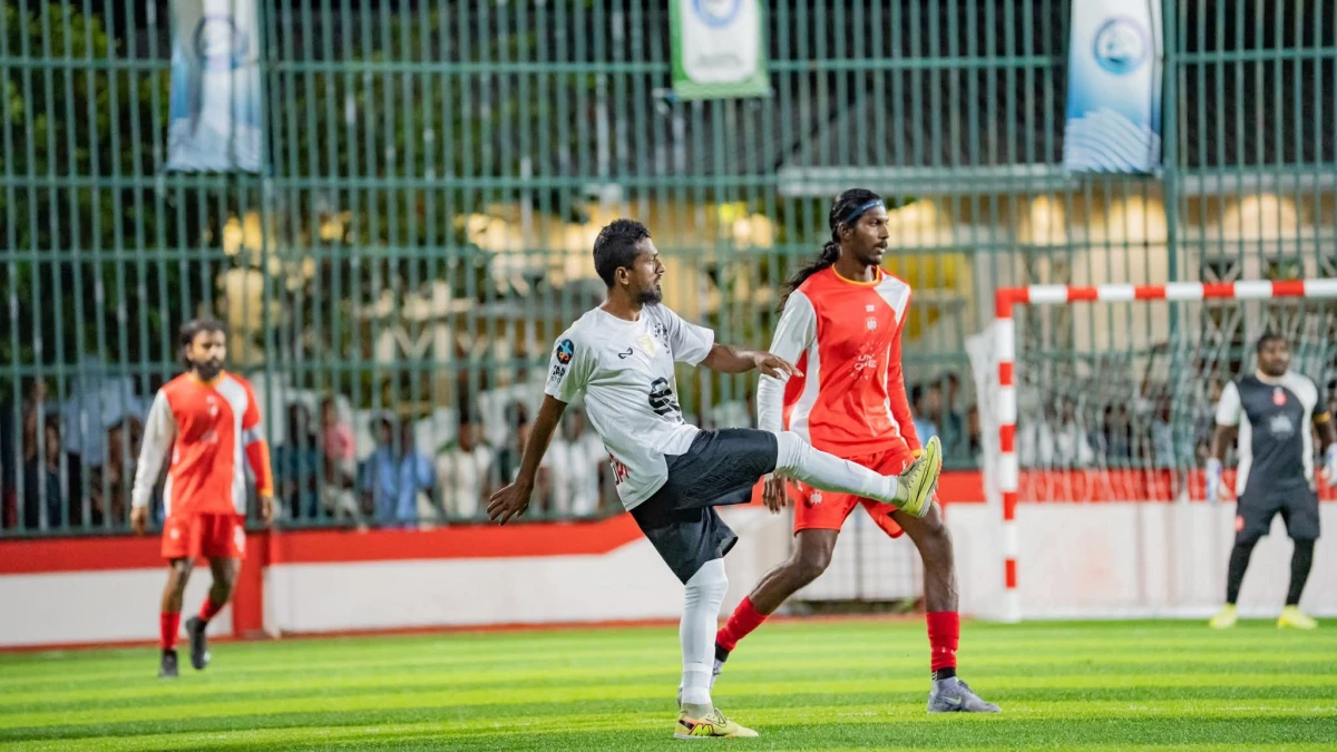 ގާފަރު ކައުންސިލް ކަޕް: އެކްސް ބޯއިޒް އާއި އޯކޭ ބޯއިޒް މަރުގެ ގްރޫޕަށް