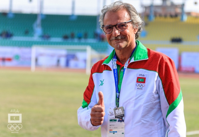 ސެގާޓް މަގާމުން ވަކިކޮށްފި