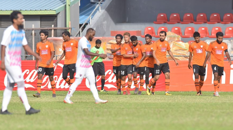 ދެ ވަނަ ބުރުގެ ފަހު މެޗުގައި އީގަލްސް އިން ޓީސީ ބަލިކޮށްފި