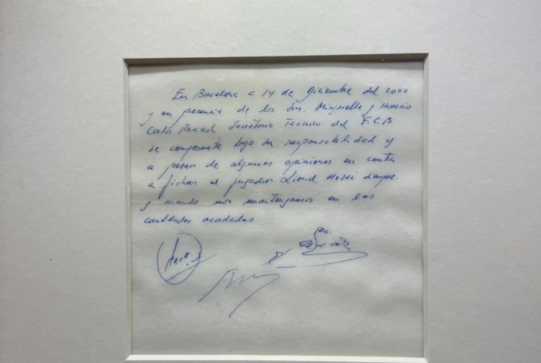 މެސީ ގެންދަން ބާސެލޯނާއިން ސޮއިކުރި ތުންފުހި ބޮޑު އަގުގައި ވިއްކާލައިފި