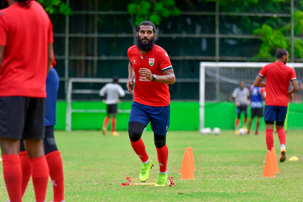 ގަތަރު ކޭމްޕަށް ގައުމީ ފުޓްބޯޅަ ޓީމް ފުރައިފި