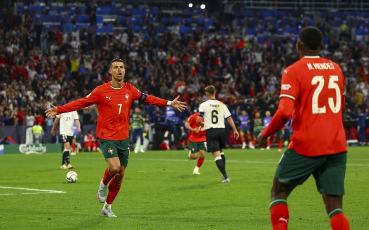 ޕޯޗުގަލް ފުރިހަމަ ވަނީ އަދިވެސް ރޮނާލްޑޯ ހުރެގެން، މިފަހަރު ގެންގޮސްދިނީ ފައިނަލަށް