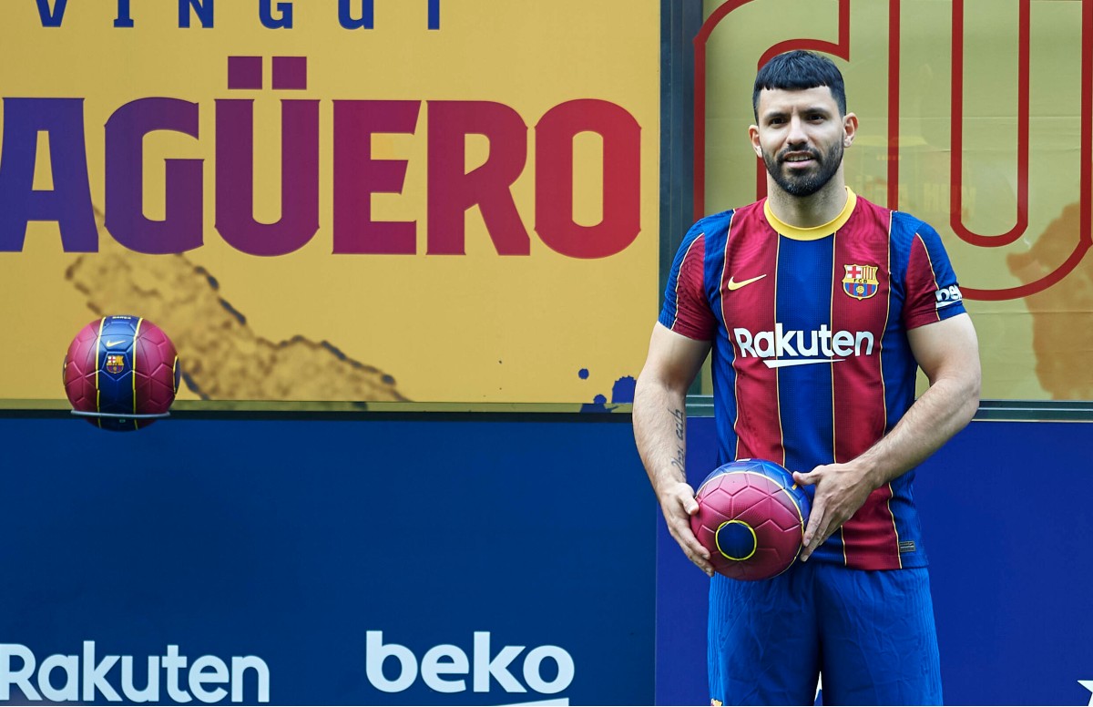 އަގުއޭރޯ އަށް އަނިޔާވެ ބާސެލޯނާގެ ރިހޭފައިމައްޗަށް ފޮއިވެއްޓިއްޖެ