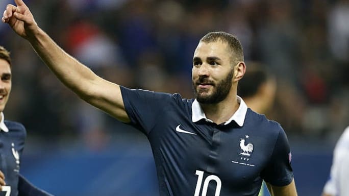 ހައްގު މަގާމާއެކު ބެންޒެމާ ޔޫރޯ ޗެމްޕިއަންޝިޕަށް