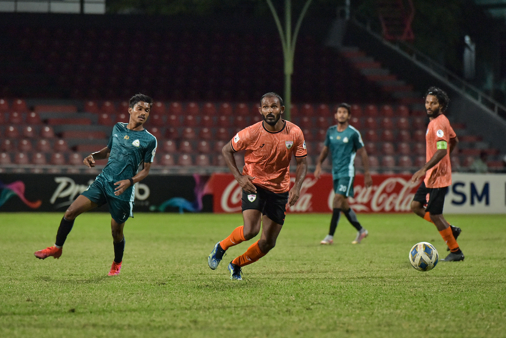 ގްރީން ސްޓްރީޓްސް އާއި އީގަލްސް އެއްވަރު