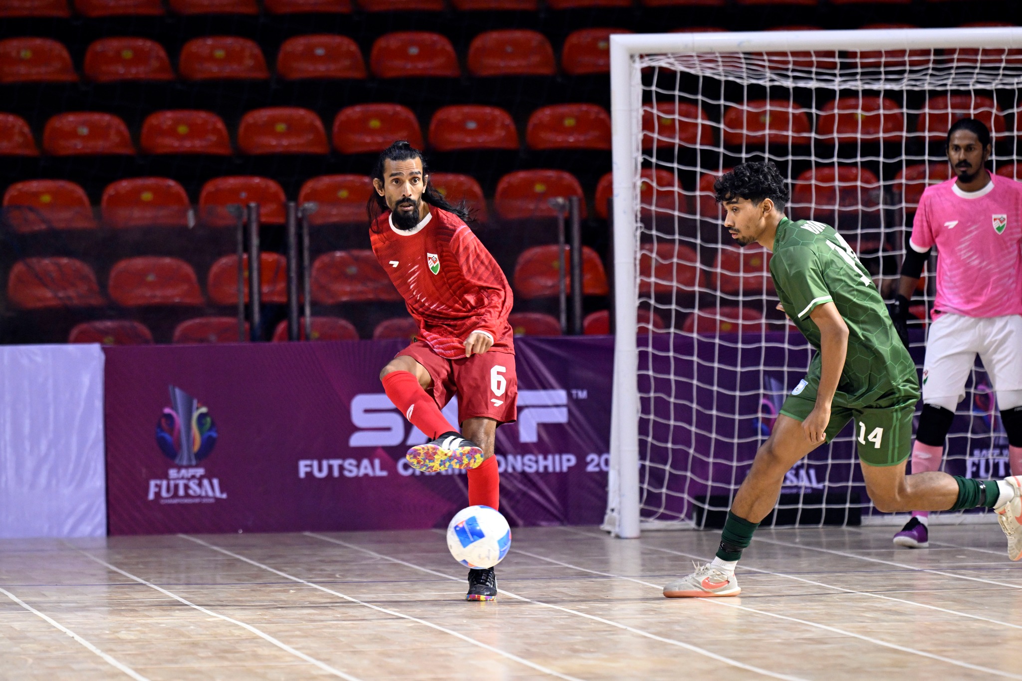 އެއް ވަނައިގައި ހިފަހައްޓަން ރާއްޖޭން މިއަދު އިންޑިއާއާ ވާދަކުރަނީ