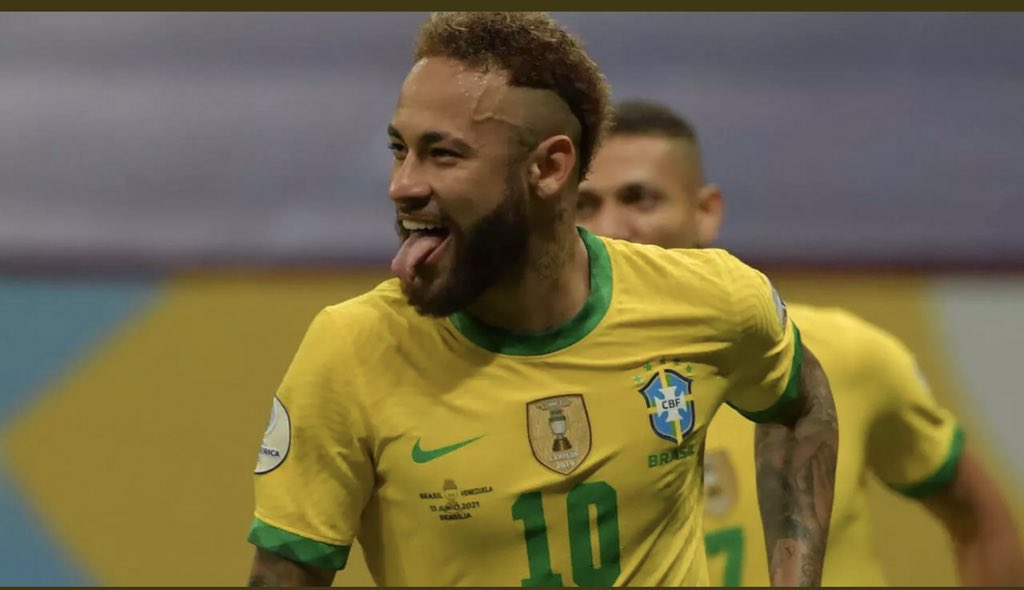 ބޮޑު ތަފާތަކުން ޕެރޫ ބަލިކޮށް ބްރެޒިލް ހާސްކަމެއް ނެތި ކުރިއަށް