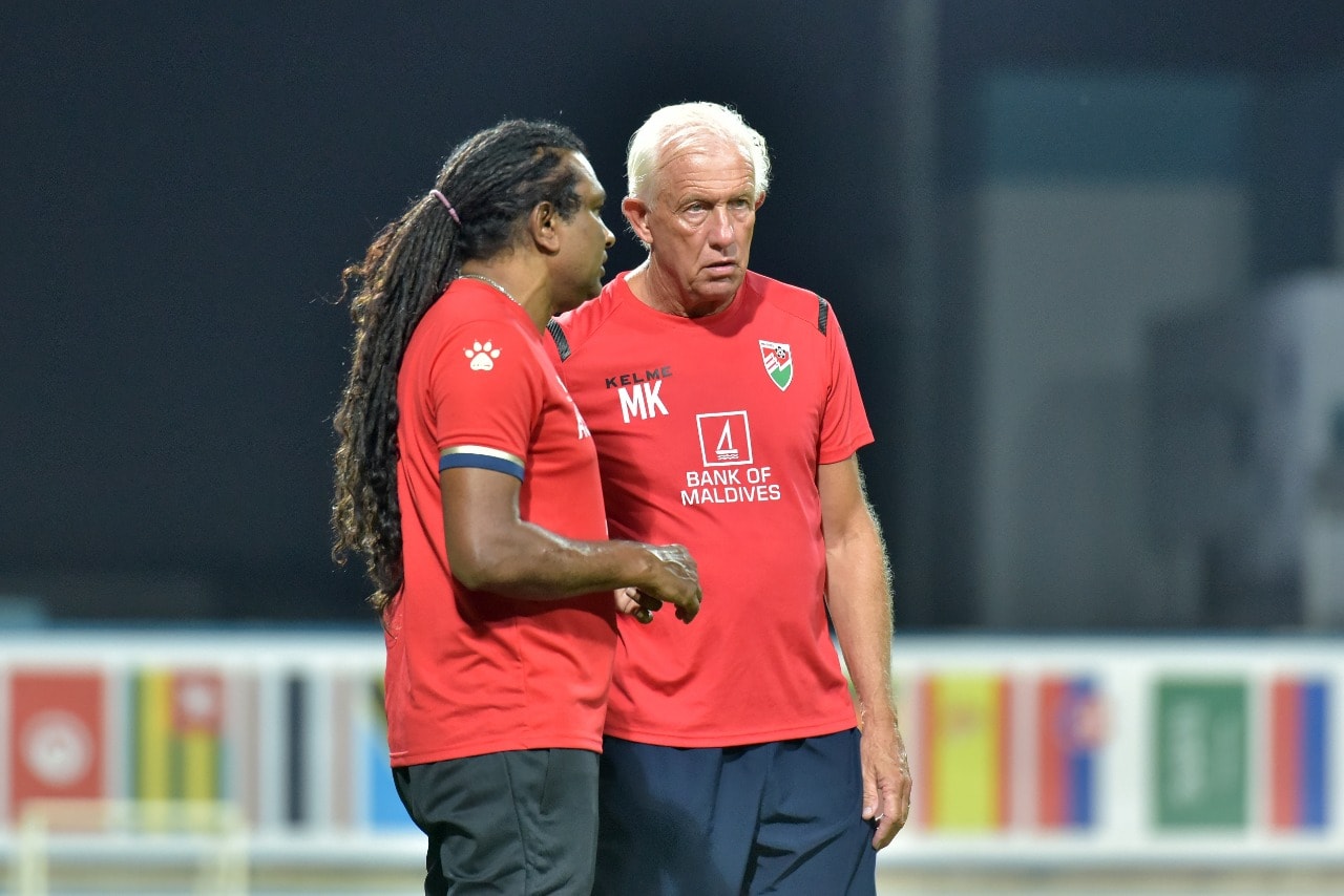 23 އަހަރުން ދަށުގެ ގައުމީ ފުޓްބޯޅަ ޓީމް ސުޒޭންއާ ހަވާލުކޮށްފި