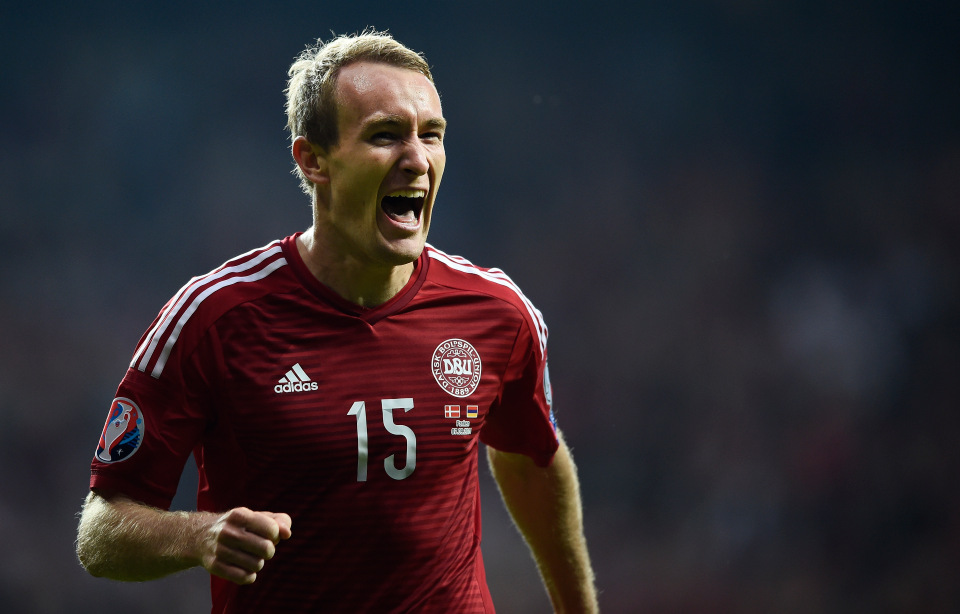 ކުރީގެ ކުޅުންތެރިއަކަށް ކޮރޯނާވައިރަސް ޖެހި ޑެންމާކް ފުޓްބޯޅަ ވެސް އެލާޓަށް!