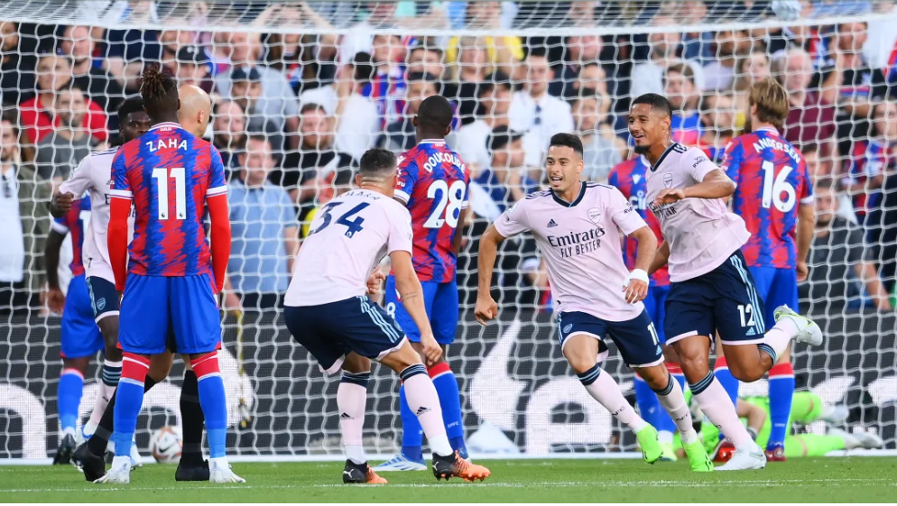 ޕެލެސް ބަލިކޮށް އާސެނަލުން އުއްމީދާ އެކު ސީޒަން ފަށައިފި