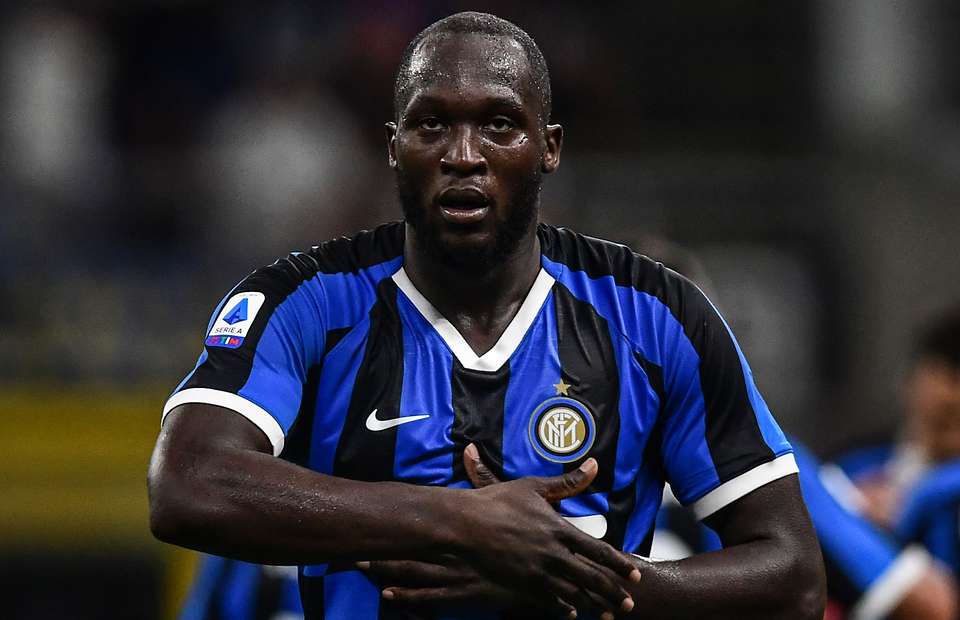 ކޮވިޑް-19 އާ ގުޅޭގޮތުން ދެއްކި ވާހަކަތަކަށް ލުކާކޫ މާފަށް އެދިއްޖެ