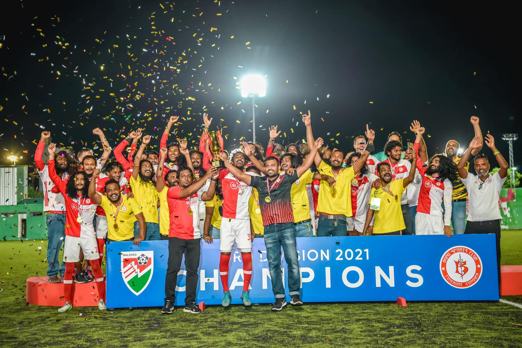 ބިސްބުރު ބަލިކޮށް ތިންވަނަ ޑިވިޝަނުގެ ޗެމްޕިއަންކަން ބުރު ސްޕޯޓްސް ހޯދައިފި