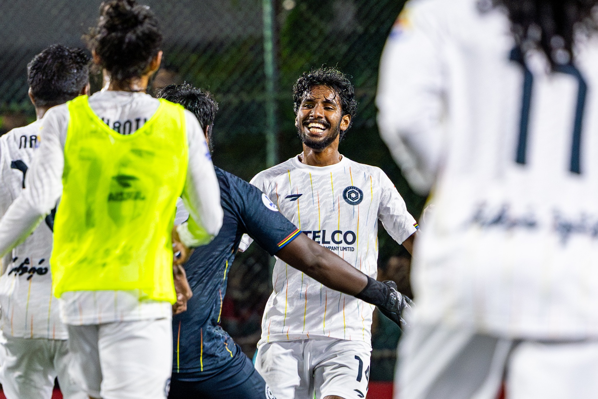 އޮފީސް ލީގު ފައިނަލުގައި މިރޭ ޕޮލިހާއި ސްޓެލްކޯ: ދެޓީމުވެސް ފޯރީގައި