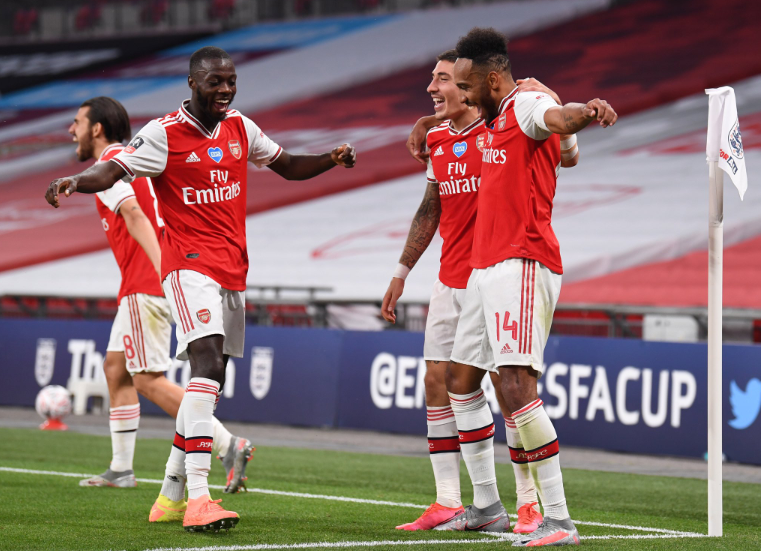 ސިޓީ ކަޓުވާލުމަށް ފަހު އާސެނަލް ފައިނަލަށް