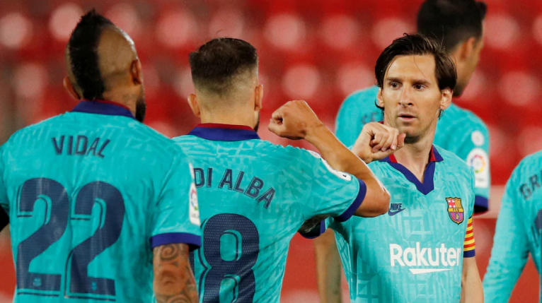 އާ ފެށުމަކާ އެކު ބާސެލޯނާ އަށް ފުރިހަމަ މޮޅެއް