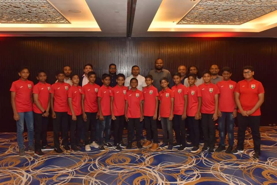 ޔޫރަޕްގެ މަޝްހޫރު ކްލަބްތަކާއެކު  ރާއްޖޭގެ ޖޫނިއާ ޓީމް  ވާދަކުރަނީ