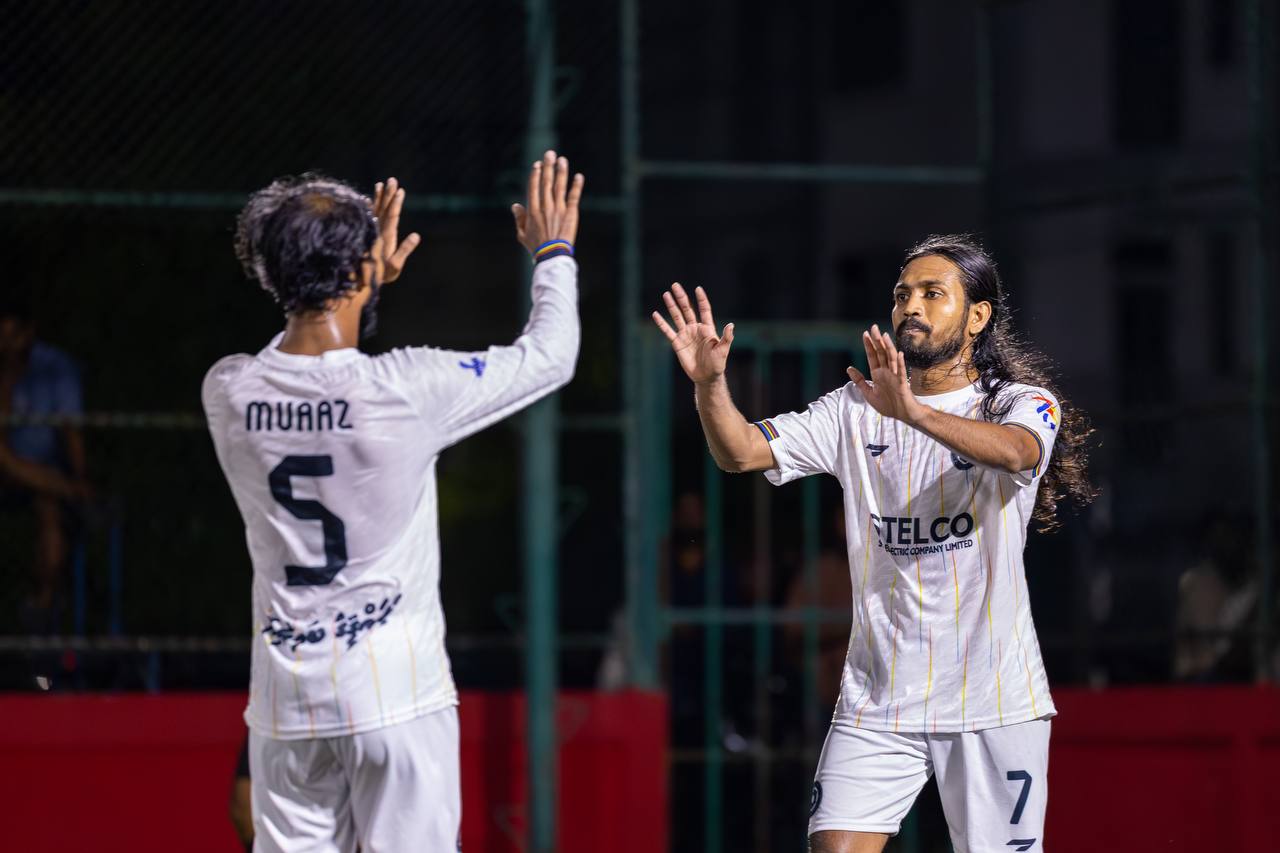 އޮފީސް ލީގު: ސްޓެލްކޯ އާއި ސިލްވާ ސޭންޑްސް އަށް ކާމިޔާބު ފެށުމެއް