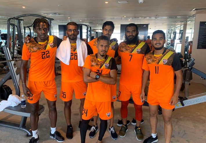 ކޮވިޑަށް ނެގެޓިވް ވުމުން ޓީސީ ޓީމު ކަރަންޓީނުން ދޫކޮށްލައިފި