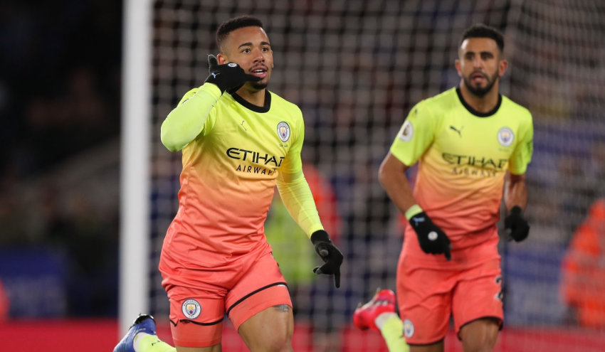 ޗެލްސީ ގަދަ ހަތަރެއްގައި ހަމަޖެހިލިއިރު ސިޓީ އަށް ގުޑުމެއް ނޭރި