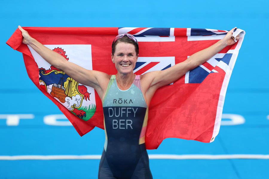 ލައްކައެއް ވެސް ހަމަނުވާ ގައުމަކުން އޮލިމްޕިކްސްގައި ރަން މެޑަލް ހޯދައިފި