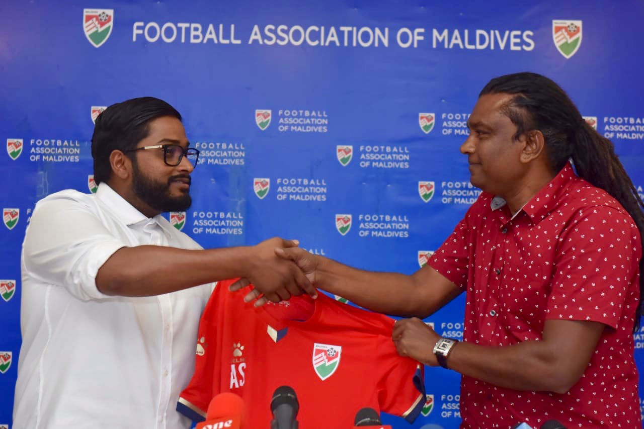 މި އައީ ބައްސާމަށް ކެމްޕޭނު ކުރާކަށް ނޫން: ސުޒޭން