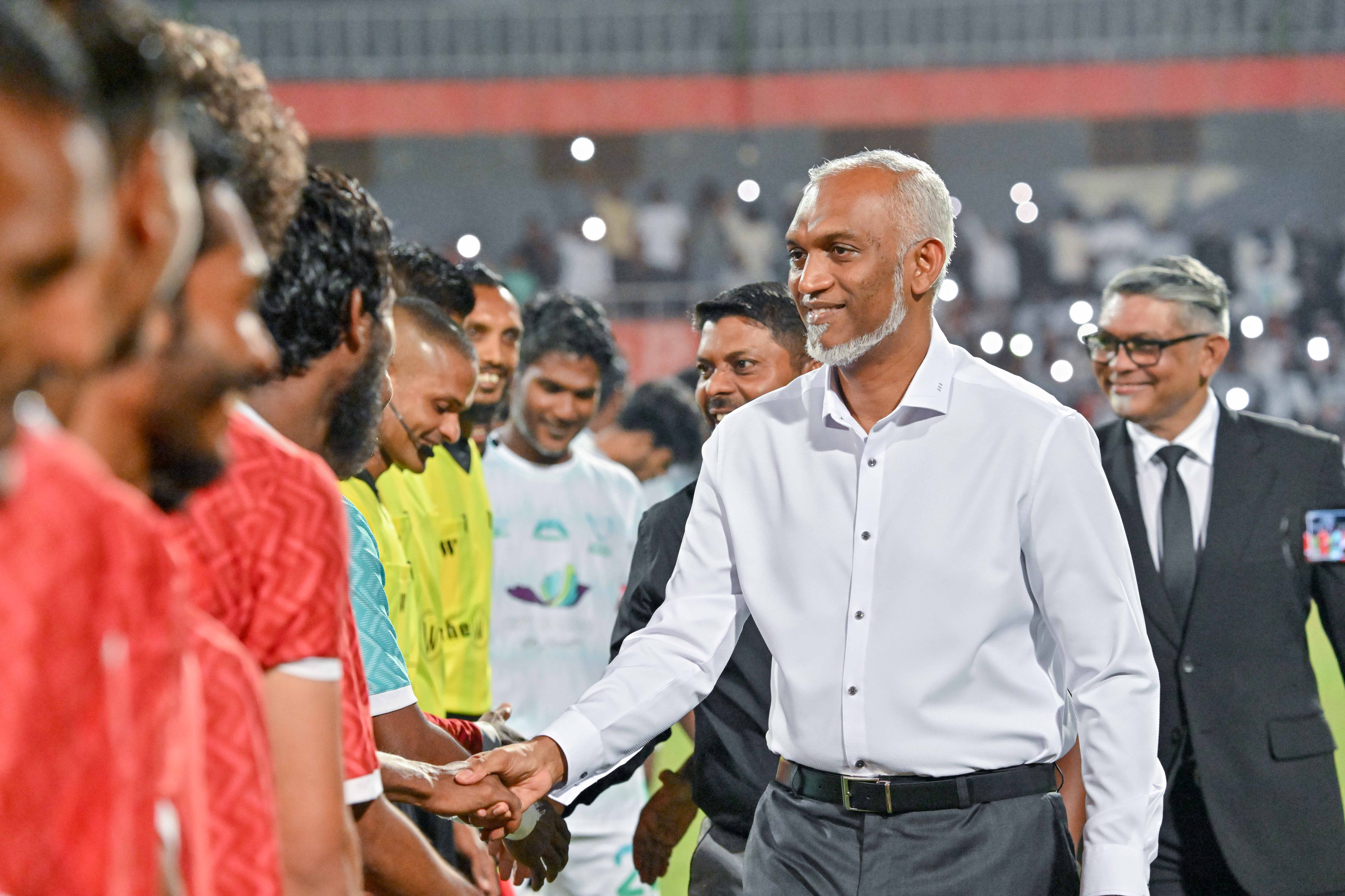 މެސީ މޮޅަސް ރޮނާލްޑޯގެ ވިސްނުން މާ ރަނގަޅު: ރައީސް