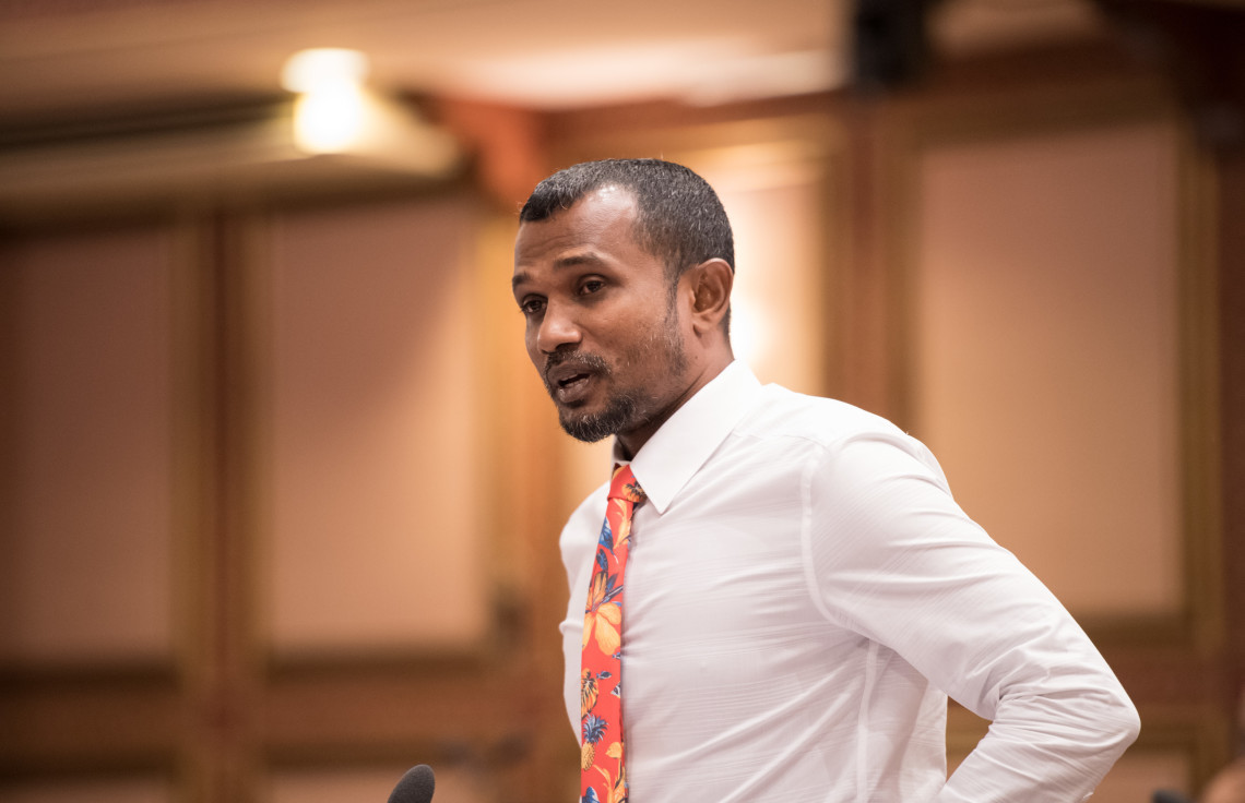 ޓޮމް އެފްއޭއެމްގެ ރައީސްކަމަށް ވާދަކުރައްވަނީ