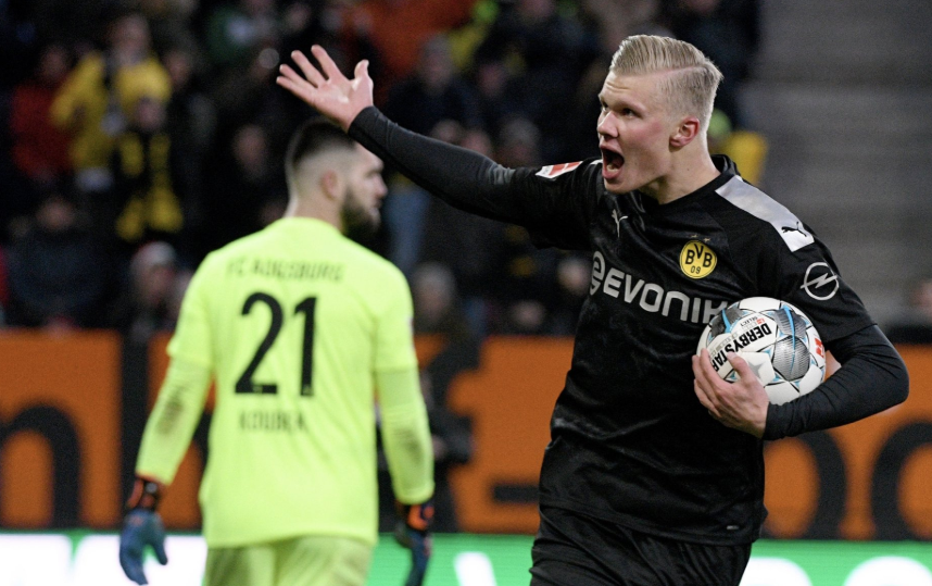 ހާލަންޑް ފުރަތަމަ މެޗުގައި އެރި ގޮތަށް ހެދީ ހެޓްރިކް