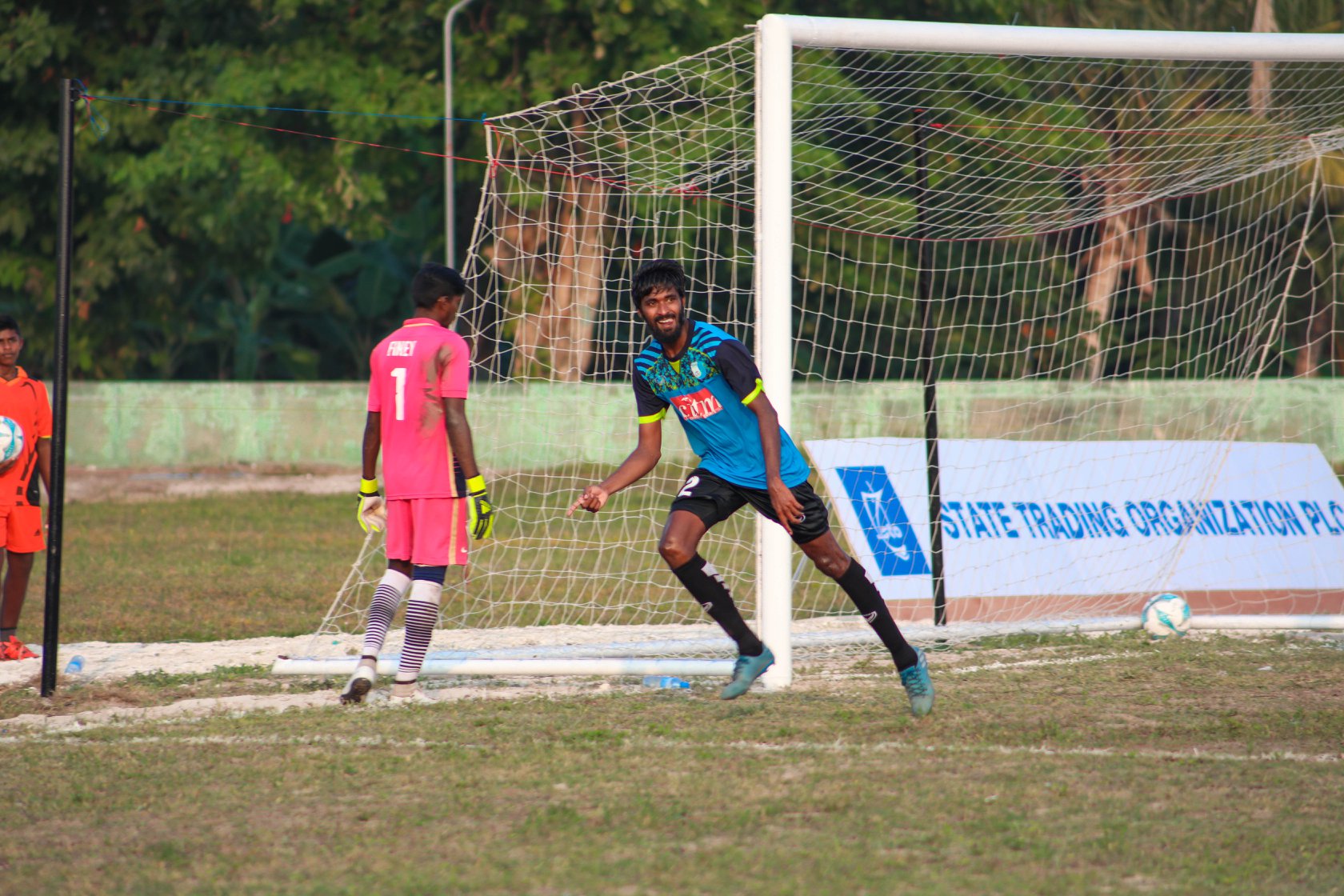 ހަނިމާދޫއަށް ތަފާތު ބޮޑު މޮޅެއް، މުލީ ޓީމުވެސް ފެށުން ރަނގަޅު ކޮށްފި