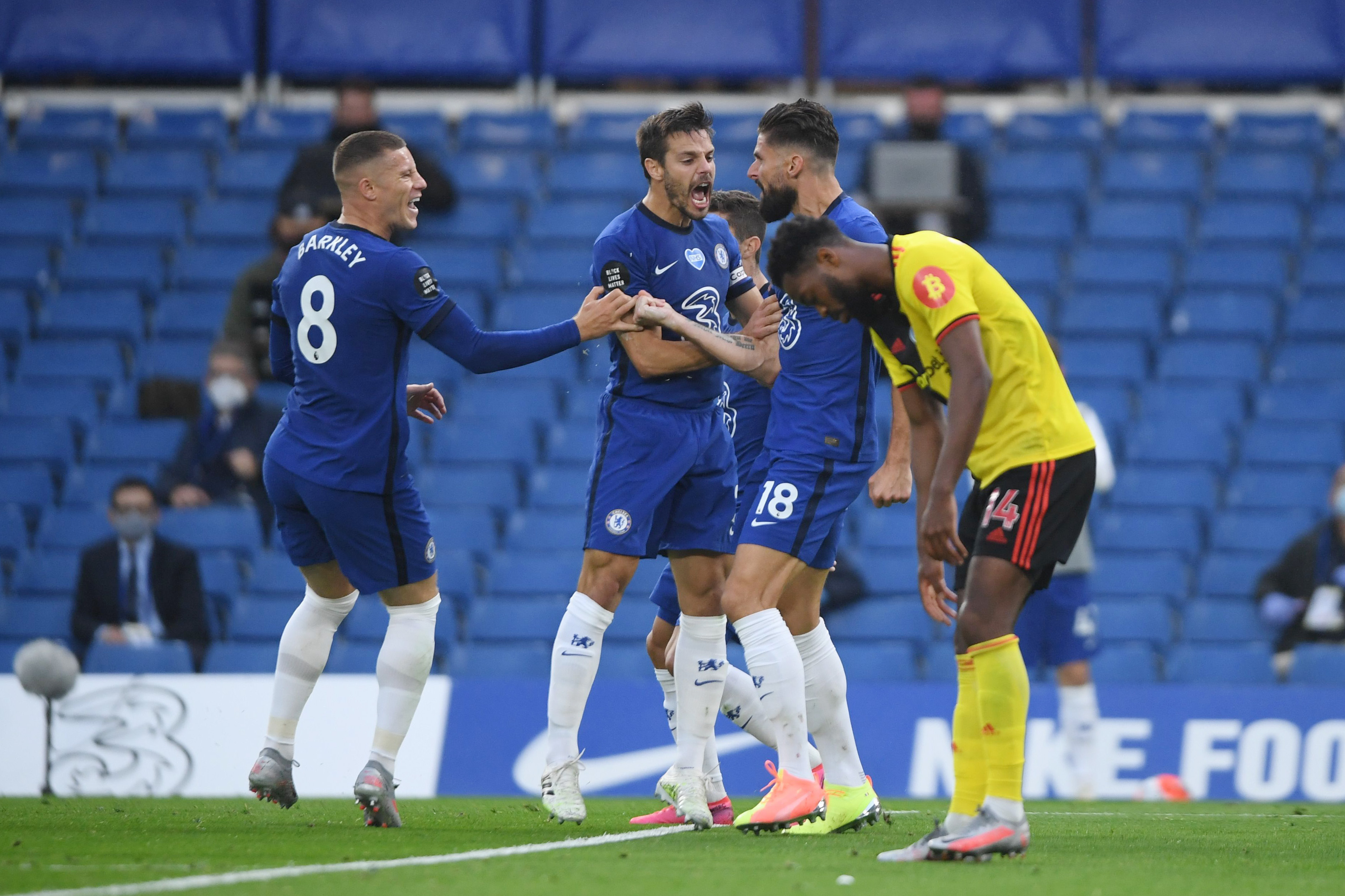 ޗެލްސީން މަގާމް ދެމެހެއްޓިއިރު އާސެނަލަށް މުހިއްމު މޮޅެއް