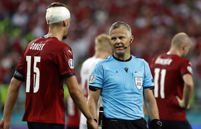 ޔޫރޯ ފައިނަލް މެޗްގެ ރެފްރީއަކަށް މިލިއަނަރެއް