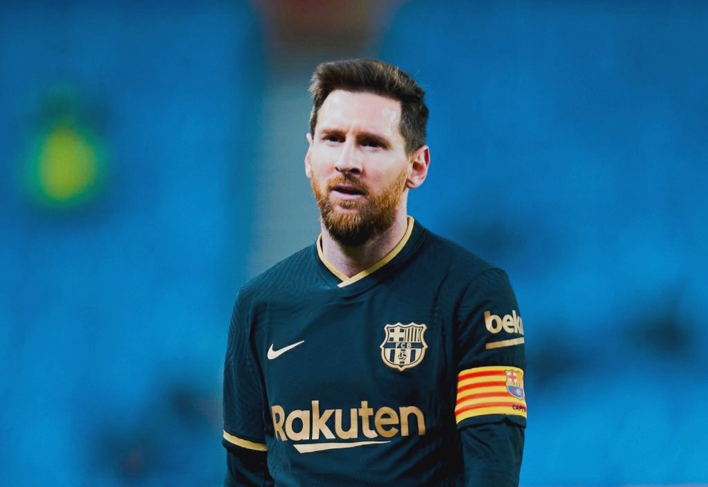 އިތުރު ފަސް އަހަރު ބާސެލޯނާގައި މަޑުކުރަން މެސީ ނިންމައިފި