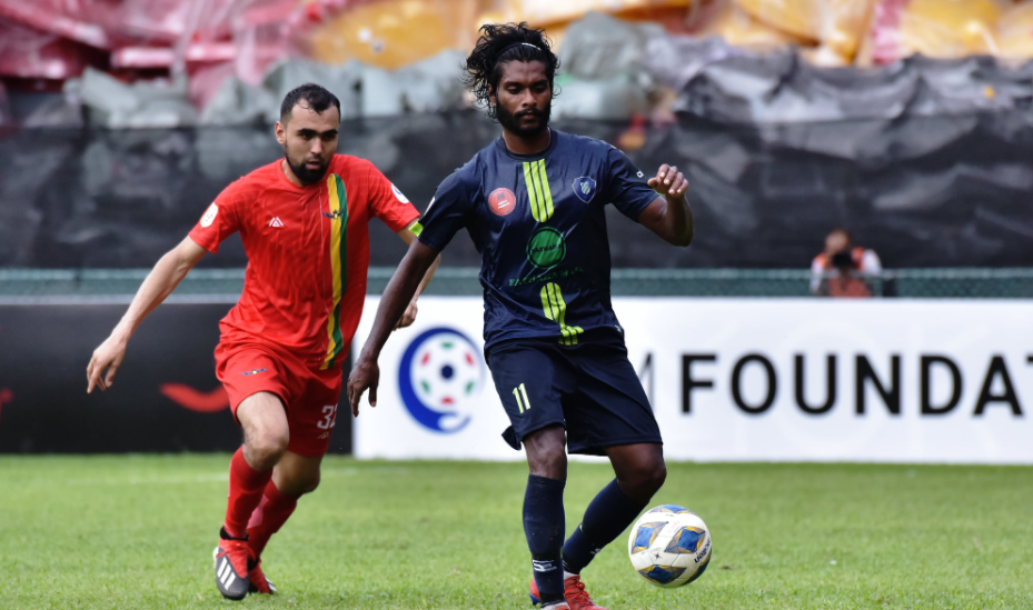 ދަ ގްރާންޑޭ އާއި ސަސްގެ ކުރިމަތިލުން އެއްވަރު