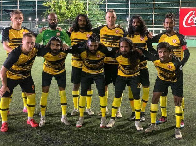 ކޮންމެ ކުޅުންތެރިޔަކަށް ލަނޑެއް ޖަހައި، ބުރު ސްޕޯޓްސް ސެމީ ފައިނަލަށް