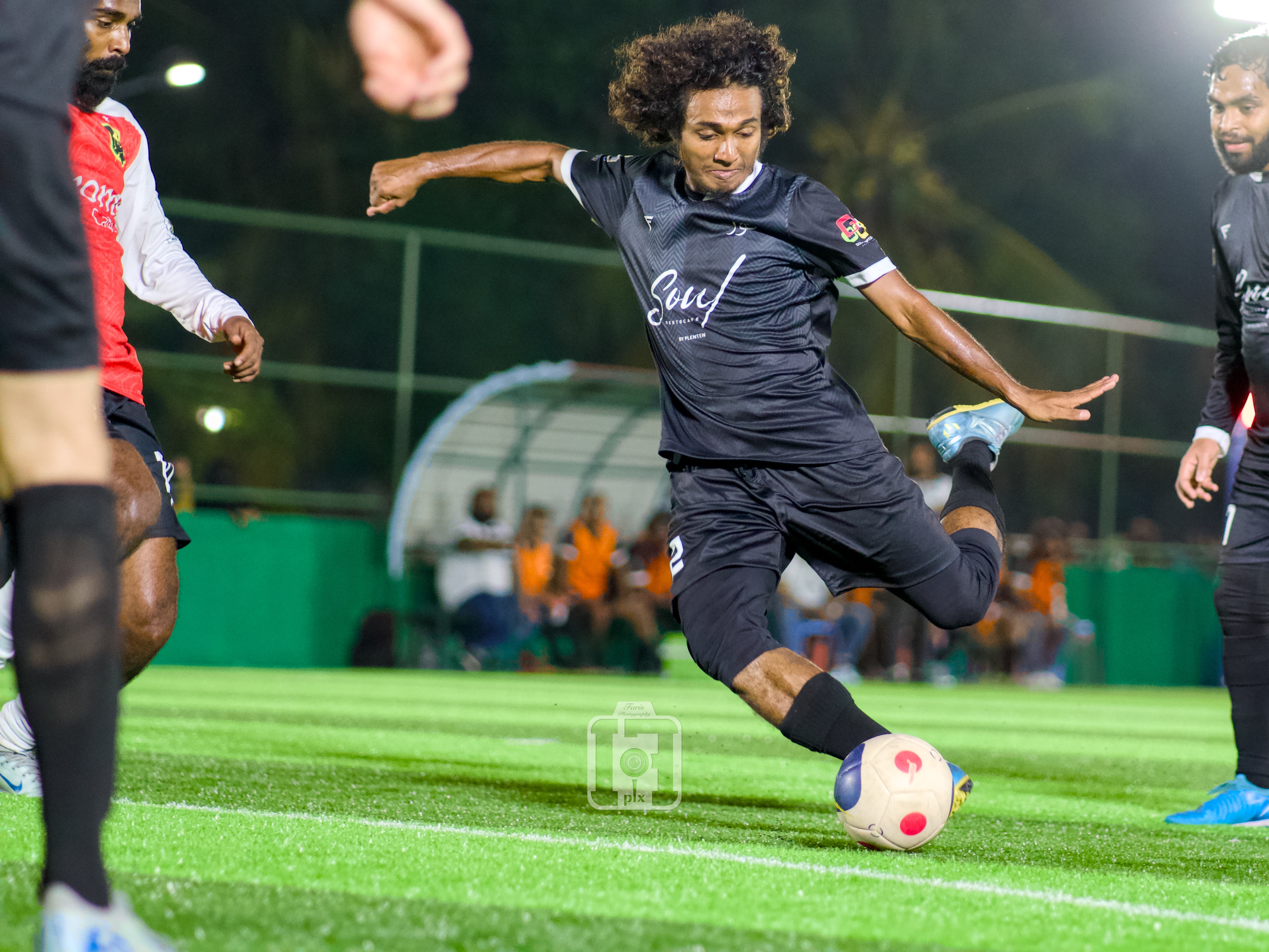 ފައުޒްގެ ވަރުގަދަ ފެށުމާ އެކު ރޭ ތަރިއަކަށްވީ އަރީޝް